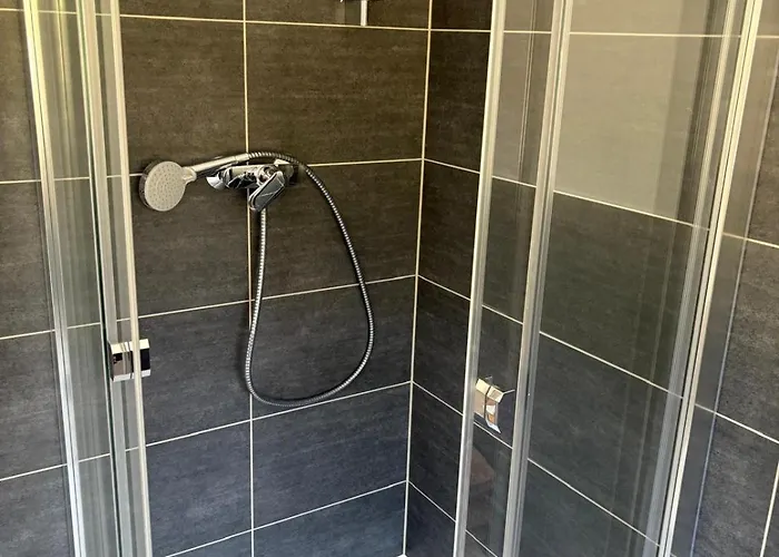 Koelzer Weg Erdgeschoss Mit E-auto Ladestation * Birken-Honigsessen